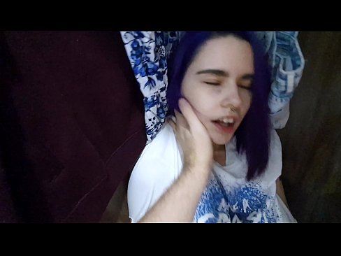 ❤️ Trovis mian fratinon en la ŝranko kaj helpis ŝin kumi ❌ Bonega porno ĉe porno eo.eggporncomics.ru ❌️❤